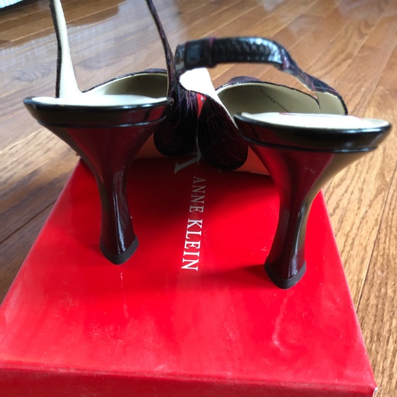 7 1/2 Anne Klein Heeled Shoes - Picture 4 of 6